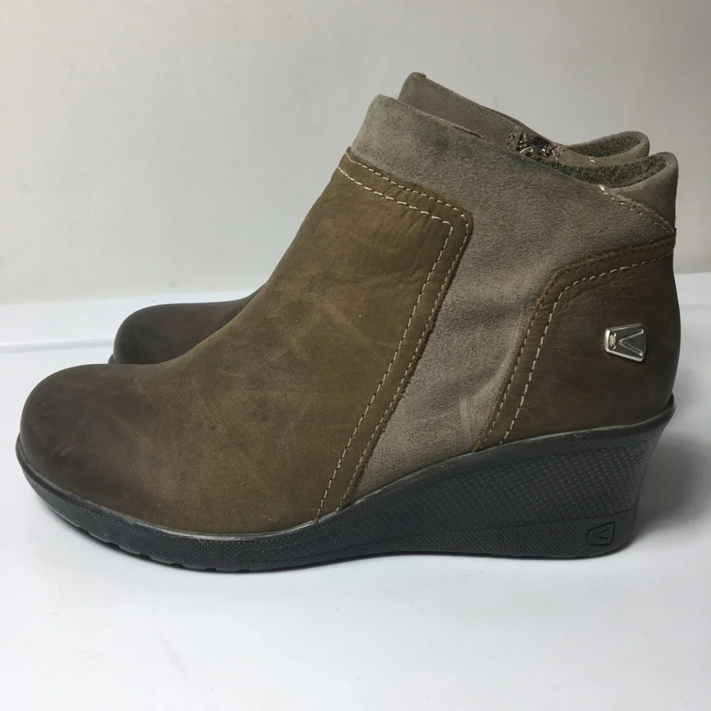 Keen leather wedge booties. Size 6.5. - Picture 3 of 7